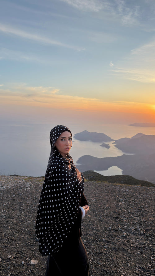 polka dot hijab